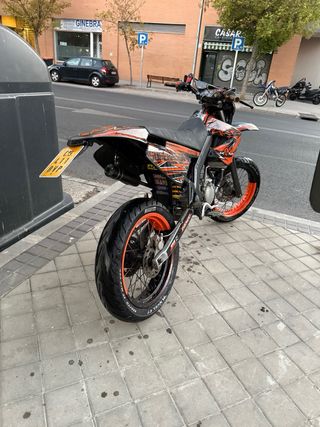 Derbi Senda SM y MH RYZ 125 (intercambios)