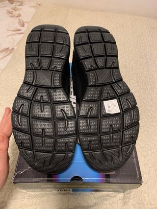 Zapatillas Skechers Memory Foam Negras Talla 44