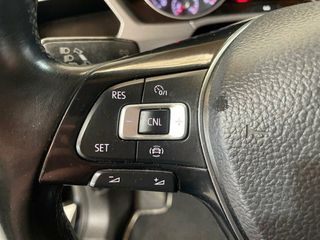 Volkswagen Touran Business 2.0 TDI 85kW (115CV) DSG