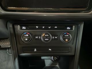 Volkswagen Touran Business 2.0 TDI 85kW (115CV) DSG