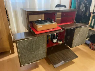 Mueble Bar Vintage Madera y Cristal