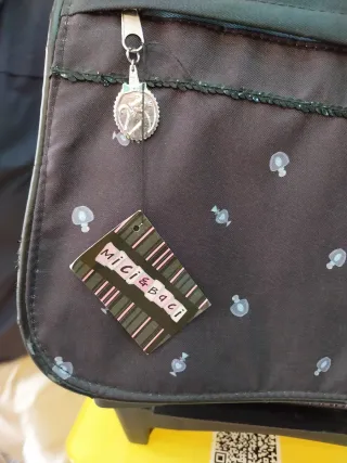 Zaino scuola nero con ruote