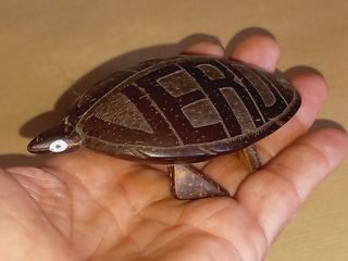 Artesanato Cabo Verde Tartarugas em Casca de Coco