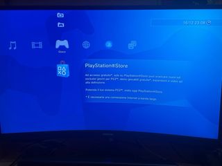 PS3 Slim 300GB con 2 Controller e 12 Giochi