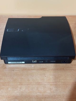 PS3 Slim 300GB con 2 Controller e 12 Giochi