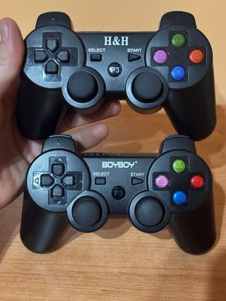 PS3 Slim 300GB con 2 Controller e 12 Giochi