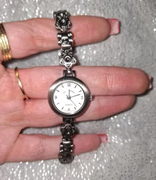 Reloj Lou Valentin Plata y Blanco