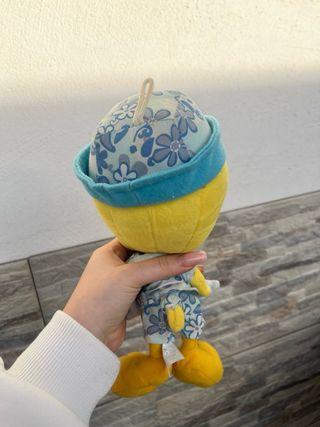 Peluche Tweety con cappellino e costume
