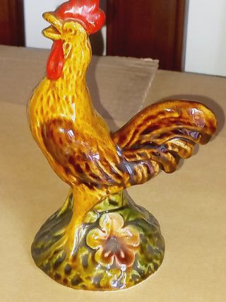 Estatueta de cerâmica de Galo de Barcelos