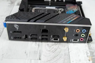 Placa Base ROG STRIX B760-I GAMING WIFI + CPU i7-1