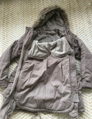 Abrigo porteo marrón