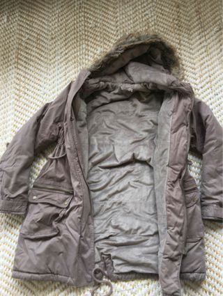 Abrigo porteo marrón