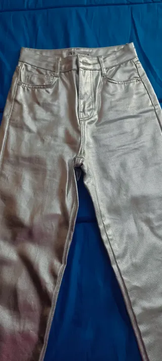 Pantalón Zara Plateado