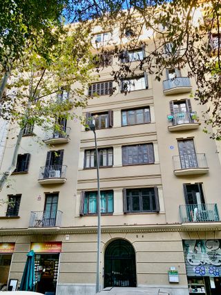 Exclusivo piso amplio y luminoso en zona única