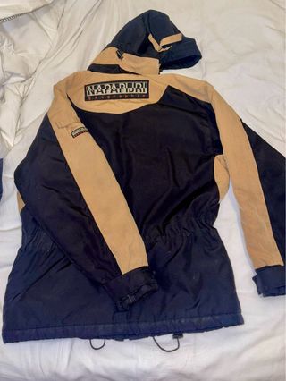 Chaqueta Napapijri Beige y Negra