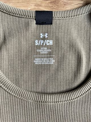 Top Under Armour Beige Talla S