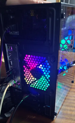 TORRE RYZEN 7 2700X | GARANTIA 1 AÑO | GTX 1060 6G