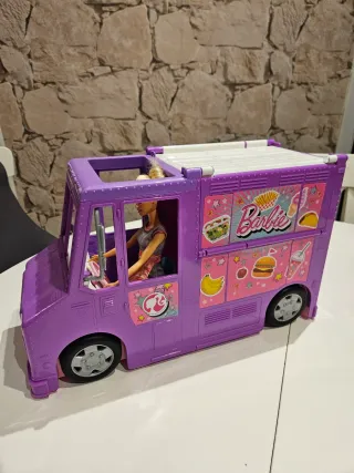 Camión de Comida Barbie con Accesorios