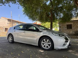 Opel Ampera 2012
