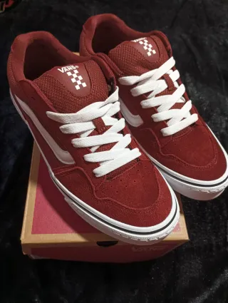 Zapatillas Vans - Nueva a estrenar