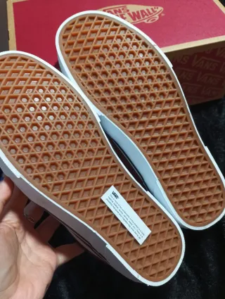 Zapatillas Vans - Nueva a estrenar