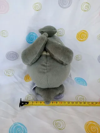 Pokémon peluche do pokémon Duskull da marca tomy