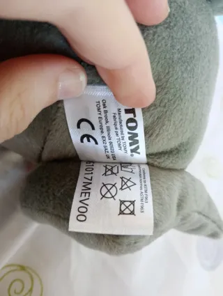 Pokémon peluche do pokémon Duskull da marca tomy