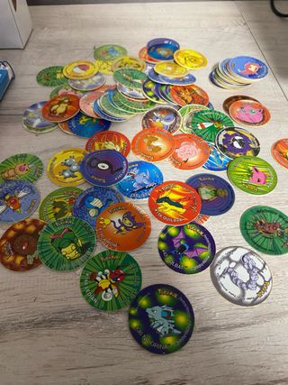 Tazos Pokémon 1, 2, 3; roks; boinx y varios