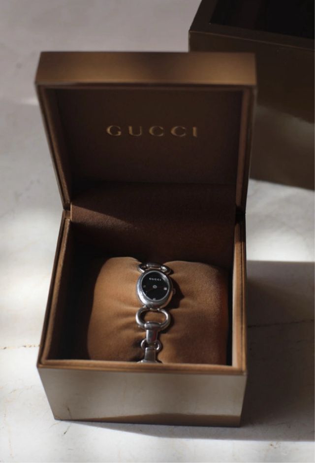 Reloj Gucci Plata y Negro