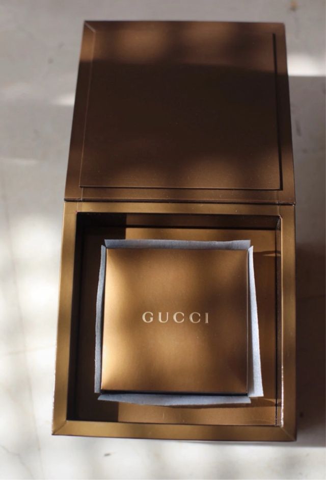 Reloj Gucci Plata y Negro