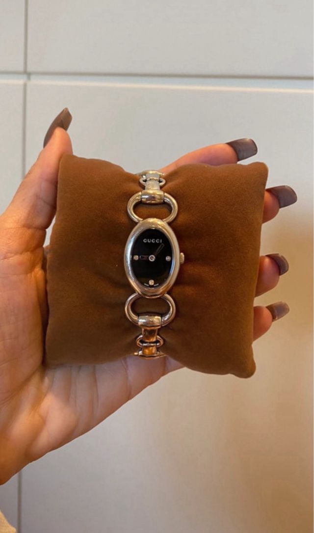 Reloj Gucci Plata y Negro