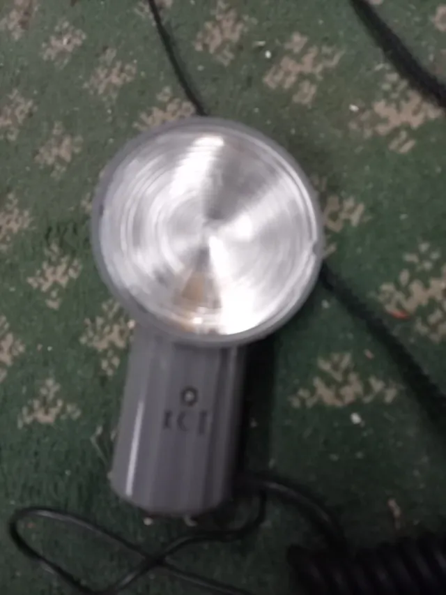 Flash Antiguo con Cargador Vintage fotografía