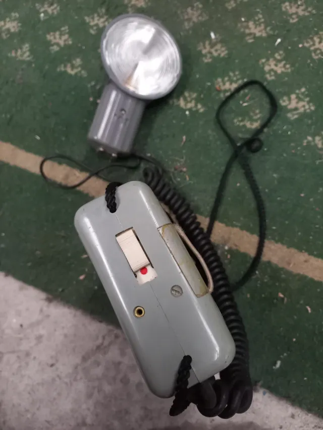 Flash Antiguo con Cargador Vintage fotografía