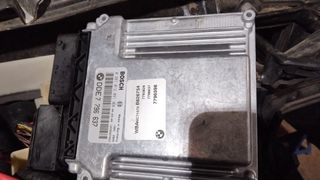Centralita ECU BMW E60 DDE 7 796 637 Bosch