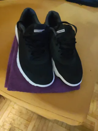 Zapatillas Nike Negras y Grises