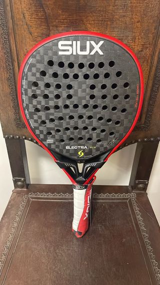 Pala de pádel Siux Electra Pro 2026 Fire Red Stupa