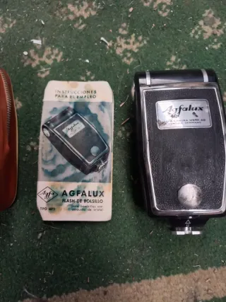 Flash Agfa Antiguo con Funda para cámara fotográ
