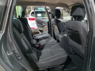 Renault Grand Scenic 2015