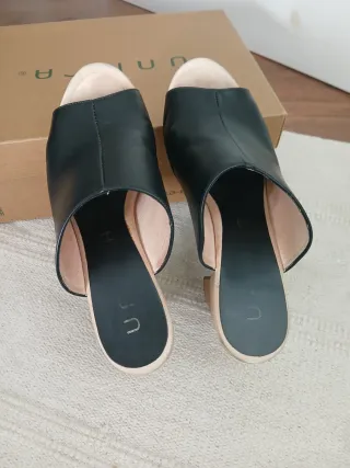 Sandalias Unisa