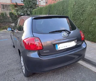 Toyota Auris. Año 2008. En muy buen estado