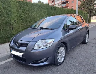 Toyota Auris. Año 2008. En muy buen estado