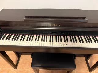 Piano Yamaha Clavinova CLP 440