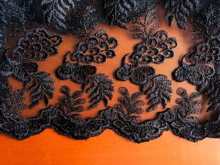 Top fiesta encaje negro talla G