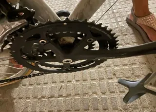 Bicicleta de carretera blanca