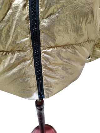 Chaqueta Desigual dorada acolchada