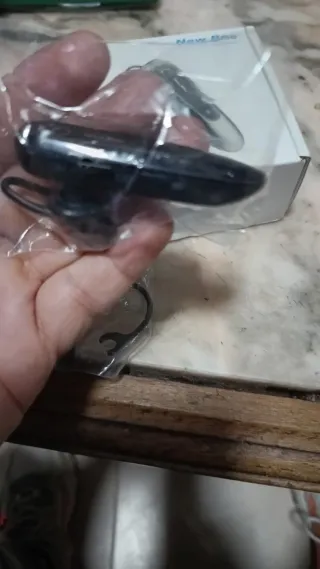 Auricular Bluetooth New Bee Negro