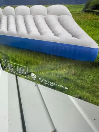 Colchón hinchable Intex matrimonio sin estrenar