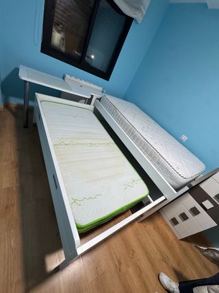 CAMA NIDO GRIS/MARRON Y BLANCA