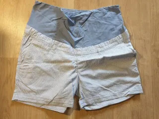 Pantaloni corti premaman