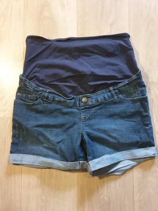 Pantaloni corti premaman